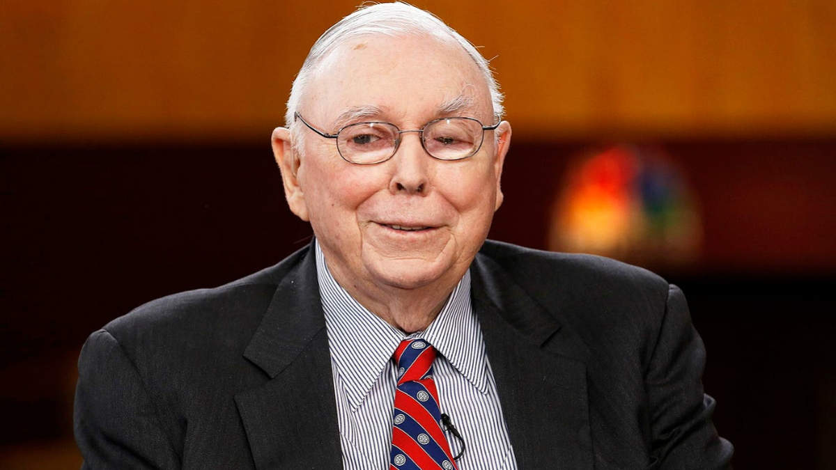 Charlie Munger, vice chairman of Berkshire Hathaway, in a business suit