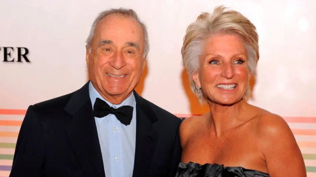 Former Congresswoman Jane Harman and businessman Sidney Harman attending a formal gathering